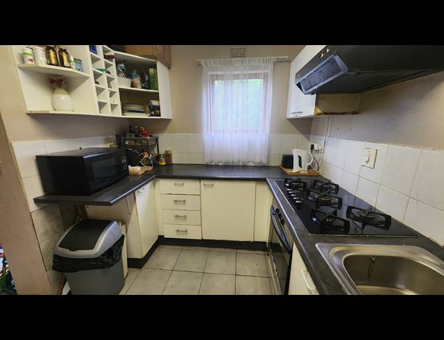 1 BEDROOM APARTMENT FOR SALE IN BLUFF